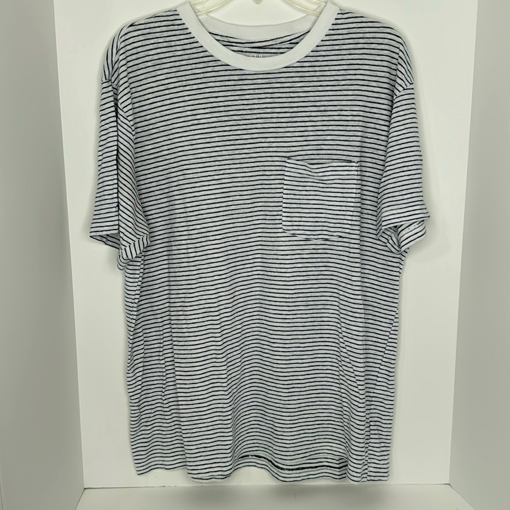 GAP T-Shirt